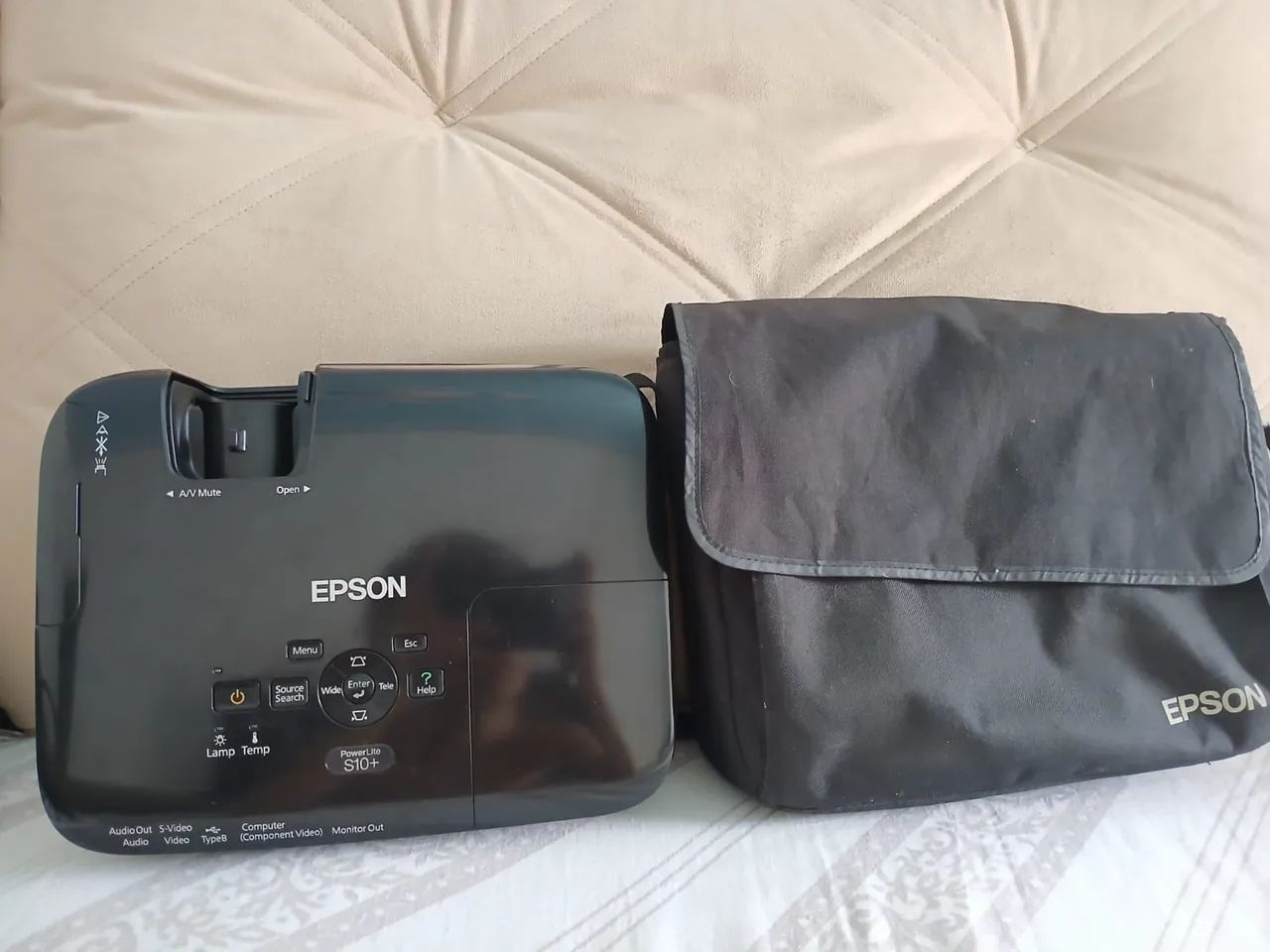 Projetor Epson PowerLite s10+