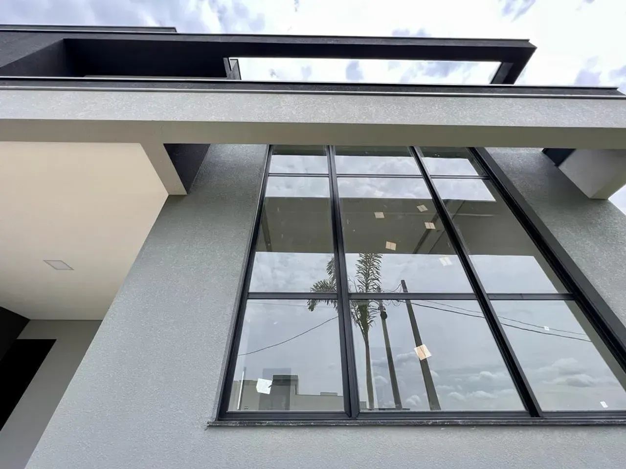 Imóvel para aluguel possui 184 metros quadrados com 3 quartos - Foto 4