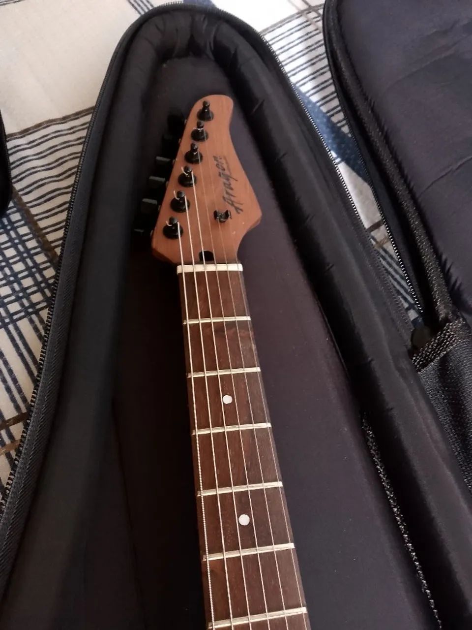 Guitarra Telecaster  - Foto 4