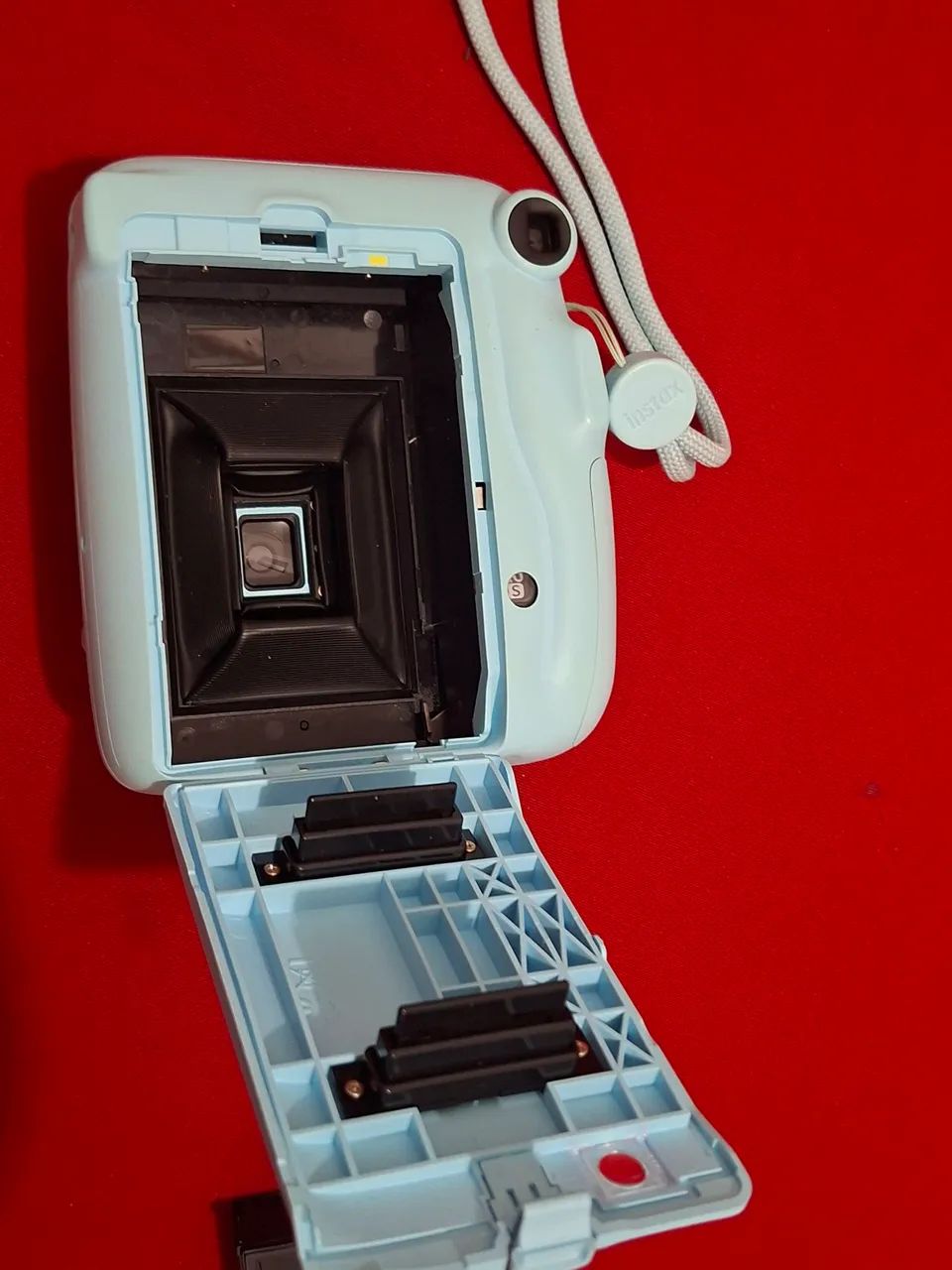 Câmera Instax mini 11 com bolsa - Foto 4