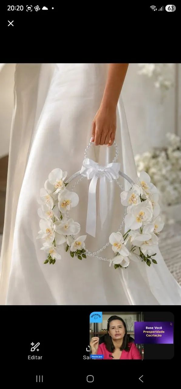 Buquê de Casamento de Flores Hiperealistas e pérolas.  - Foto 4