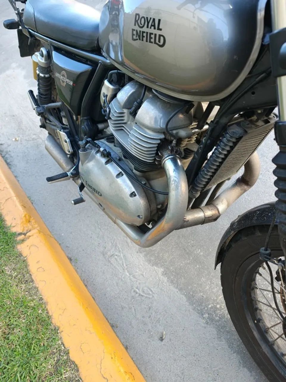 Interceptor 650 2021 - Foto 3