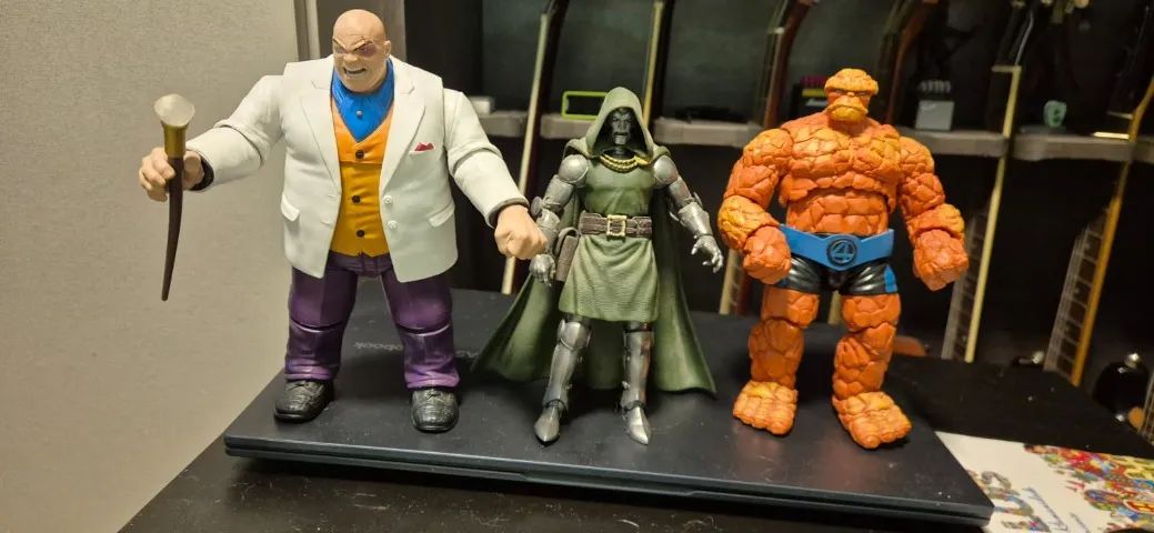 Coleção Action Figures Marvel Vários Bonecos Oficiais - Foto 2