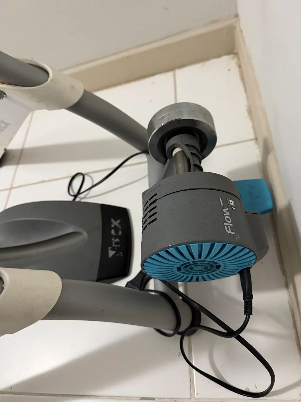 Rolo de Treino Smart Tacx Flow T2240 - Foto 4