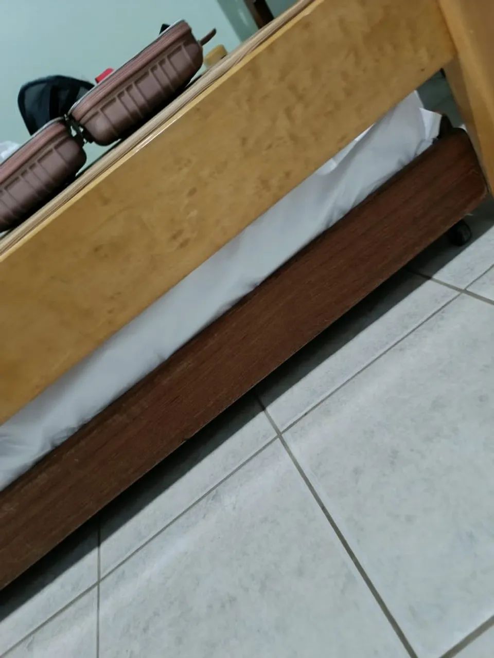 Cama solteiro dupla 2 colchões 