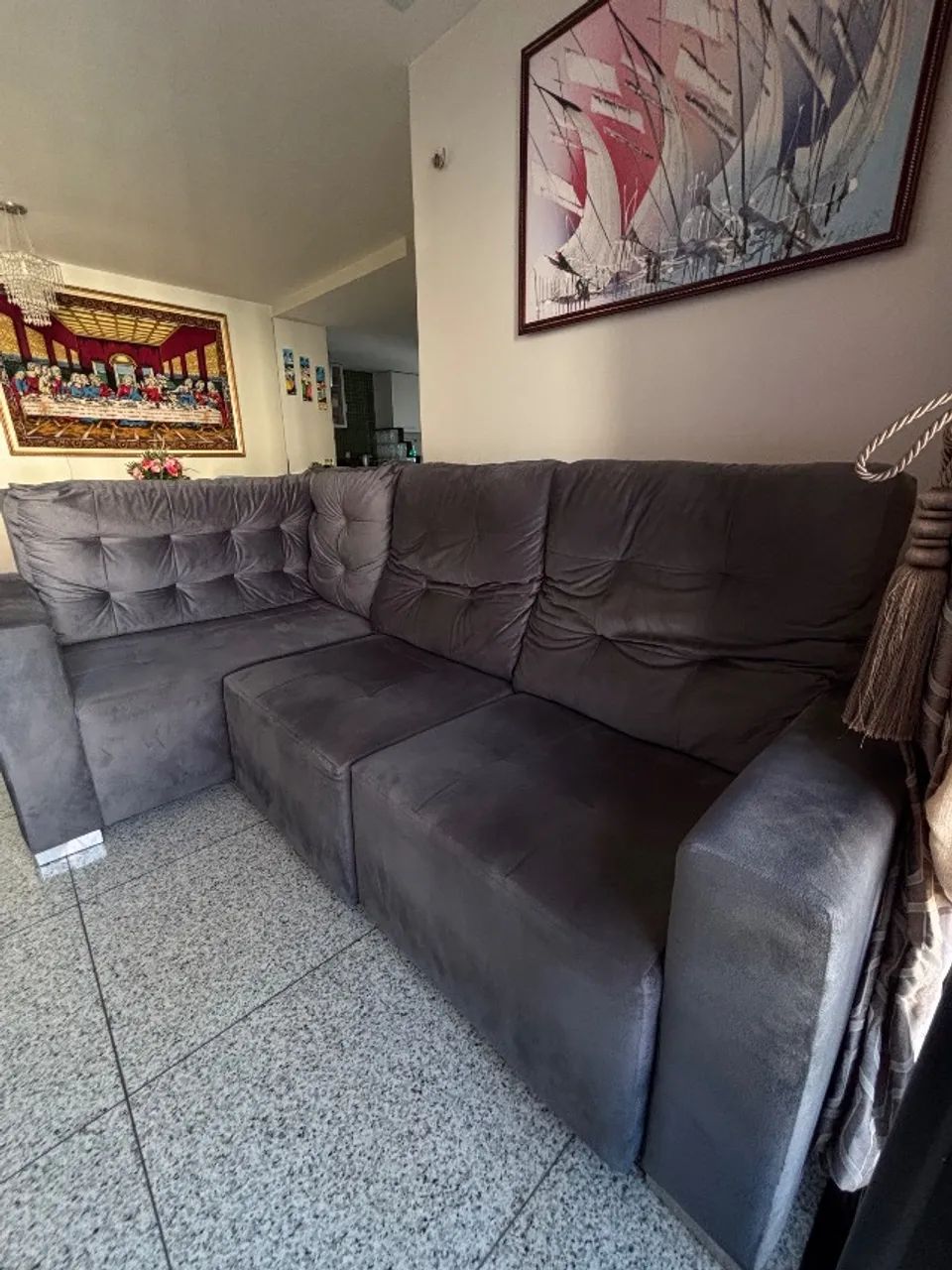 Sofá em L retrátil e reclinável
