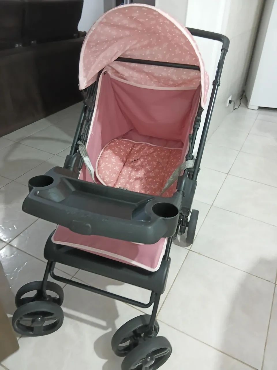 Vende-se carrinho infantil.  - Foto 2