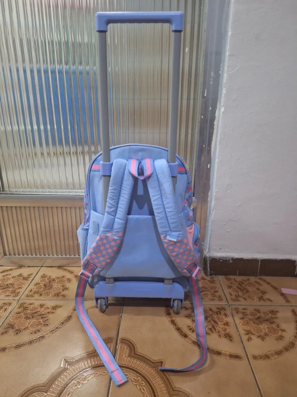 mochila luluca com rodinha e lancheira  - Foto 5