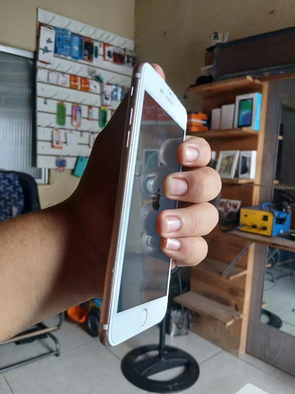 Apple IPhone 7 Plus 32GB SEMINOVO - Foto 2