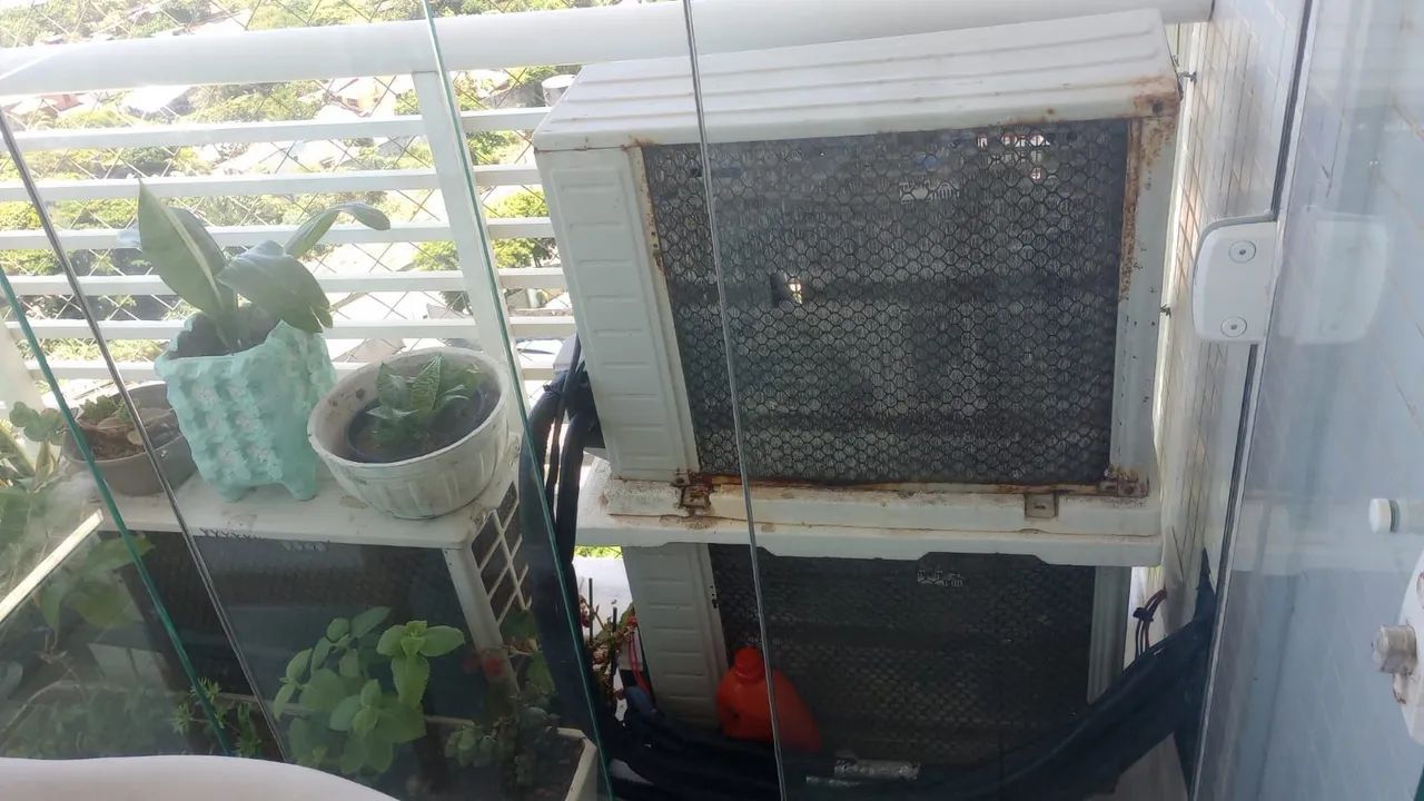 Ar condicionado com defeito. Completo.  - Foto 2