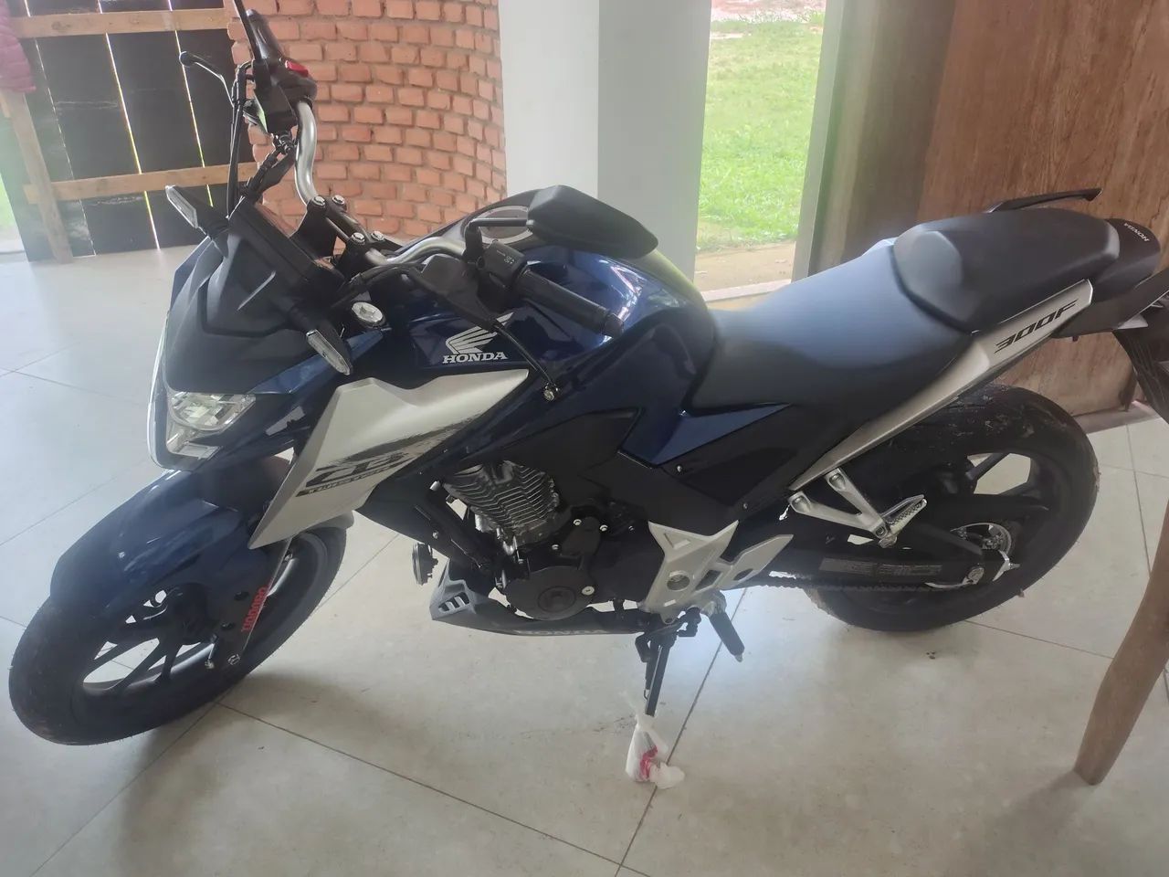 CB300 - Foto 3