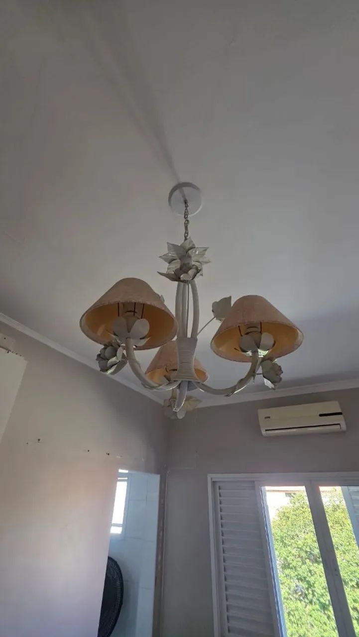 Luminária para quarto de bebê