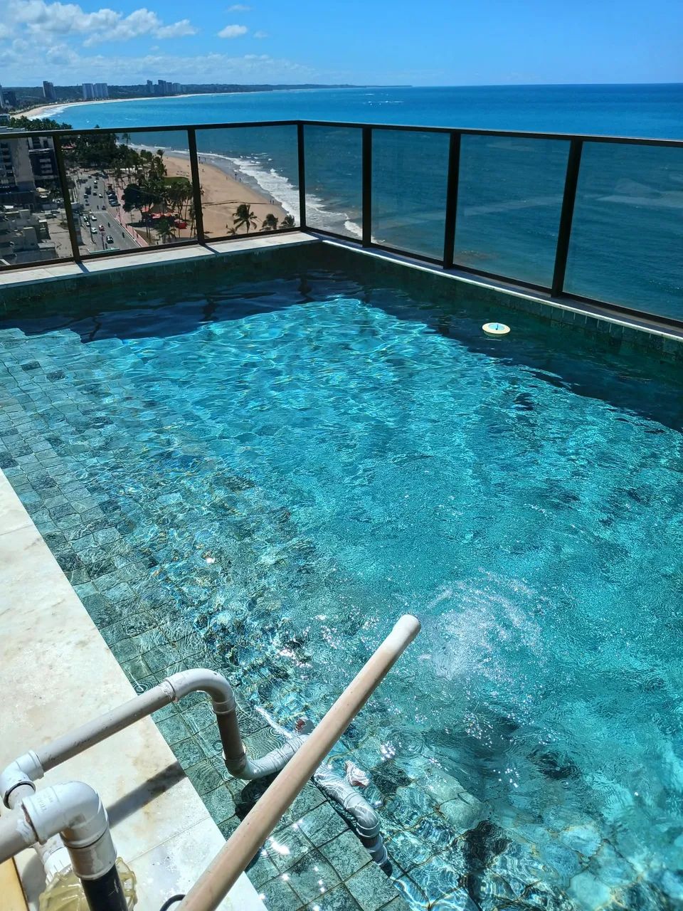 Piscineiro limpeza e manutenção de piscinas 