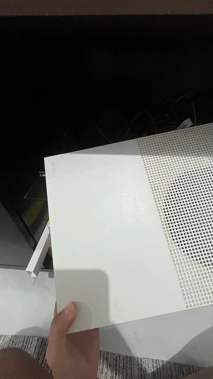 Xbox one S - 1 tb  - Foto 2