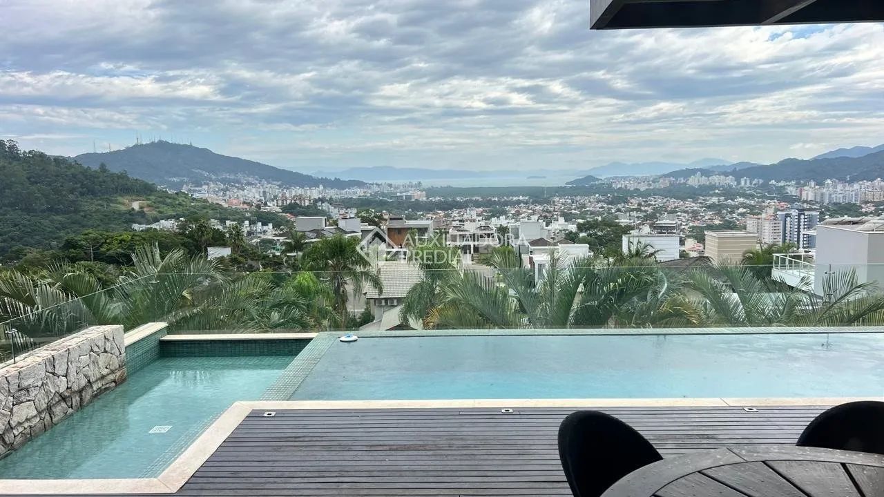 4 suites -Casa em condomínio de Alto padrão - Foto 2