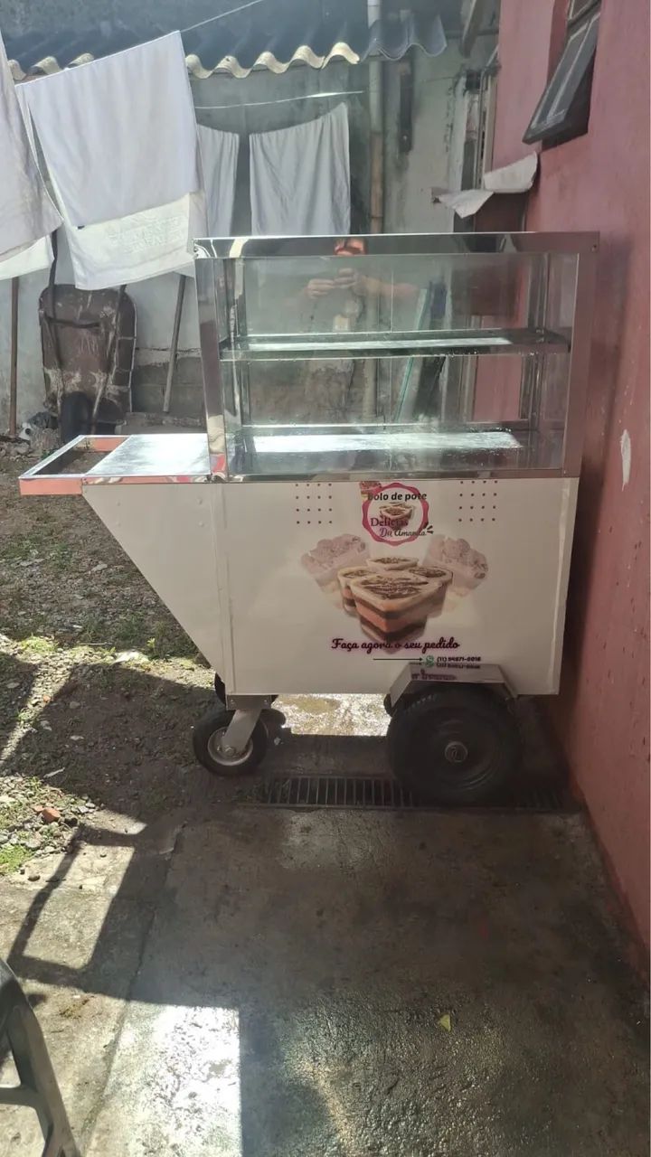 Carrinho de bolo 