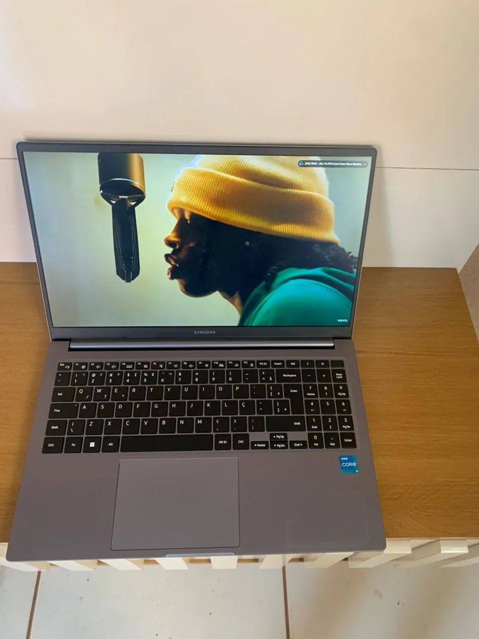 Notebook galaxy book 4 