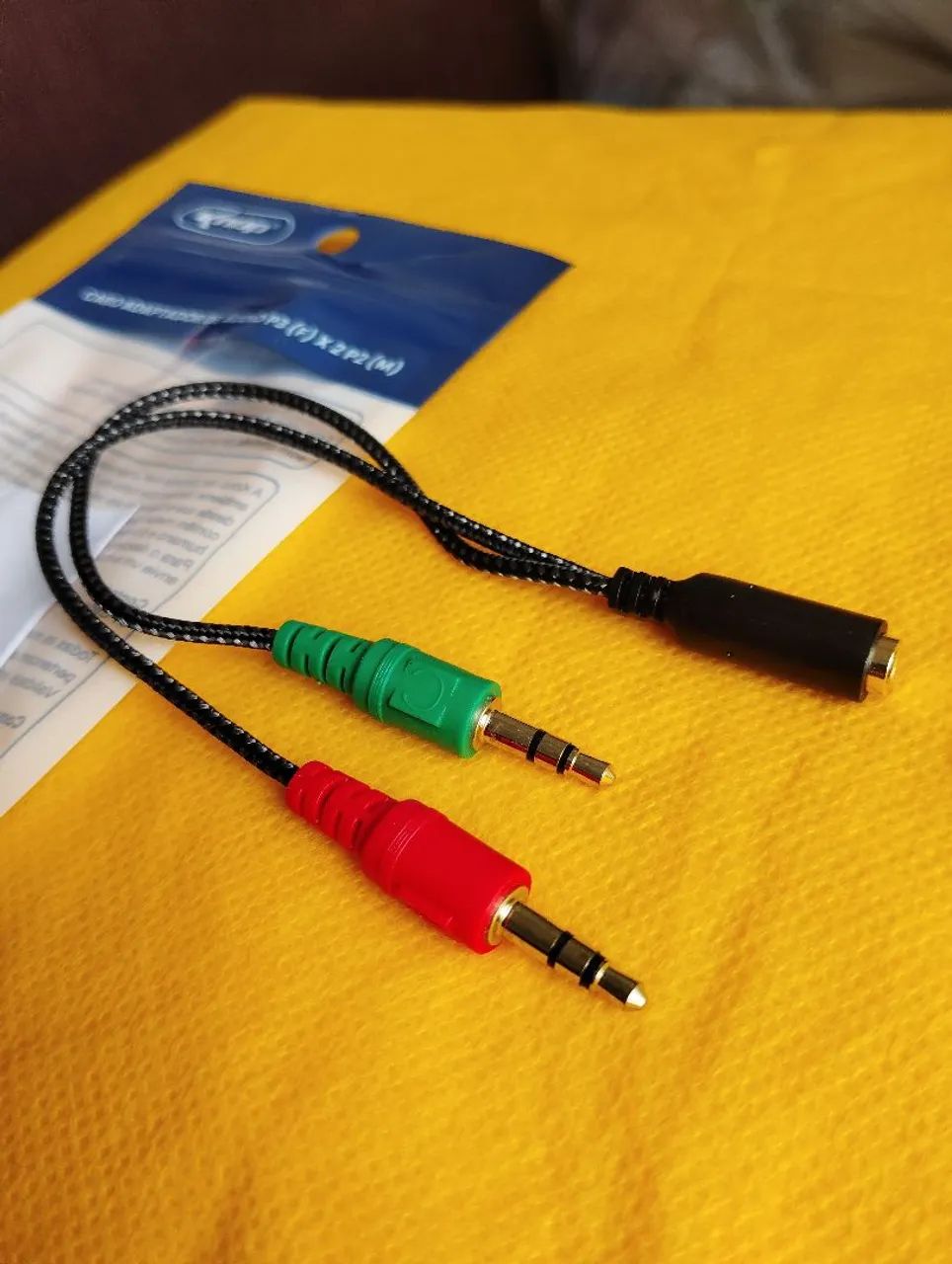 Cabo adaptador de áudio P3 fêmea para dois P2 macho para computador 2