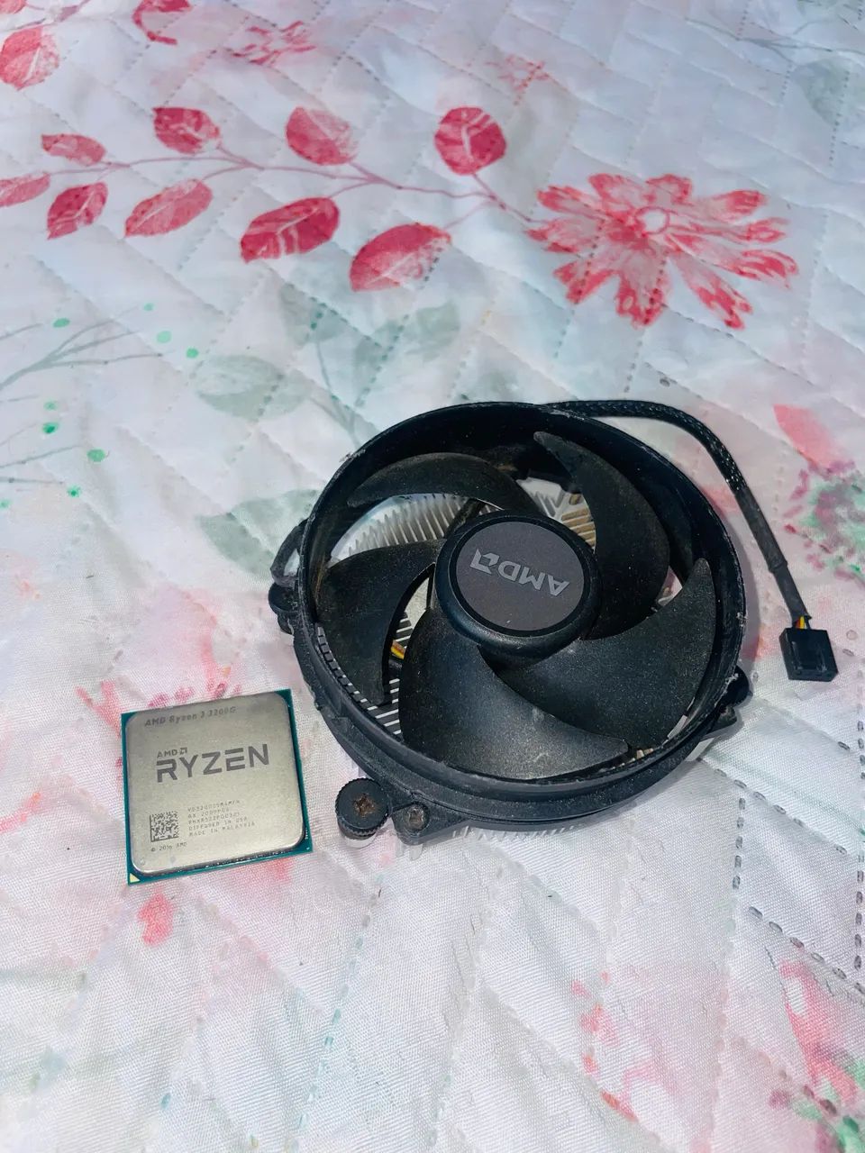 300$ VENDO PROCESSADOR E PLACA MÃE, TUDO FUNCIONANDO PERFEITAMENTE. - Foto 3