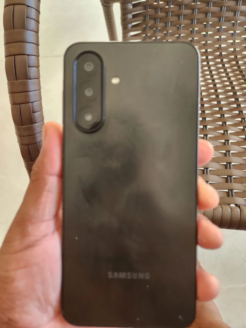 Vendo Samsung A17 - Foto 3