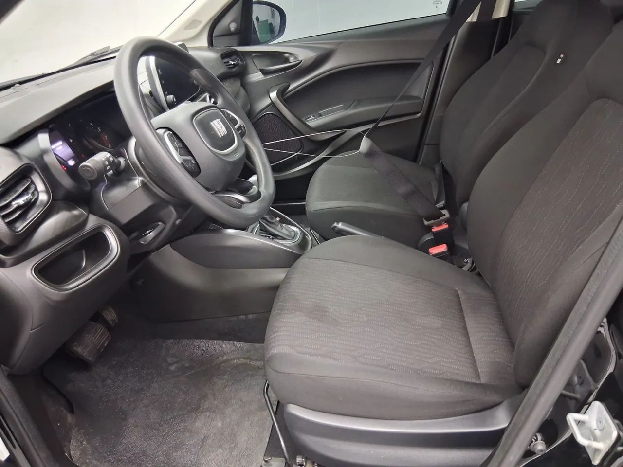 Fiat Cronos DRIVE 1.3 8V Flex Aut., foto 16 de 18