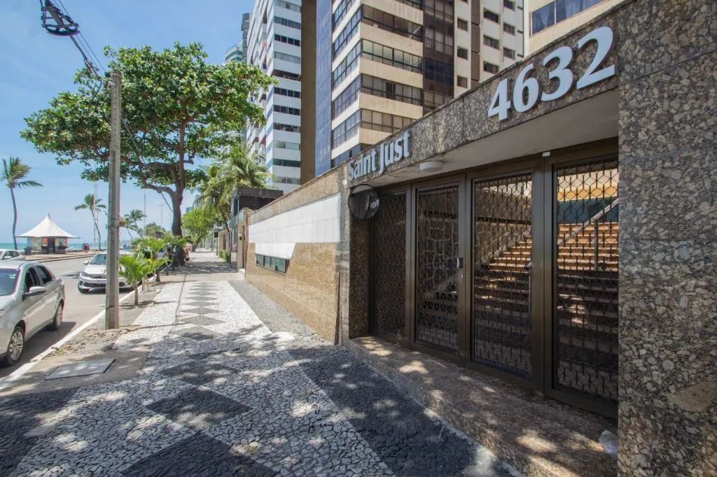 Apartamento à Venda no Edf. Saint Just - Foto 2