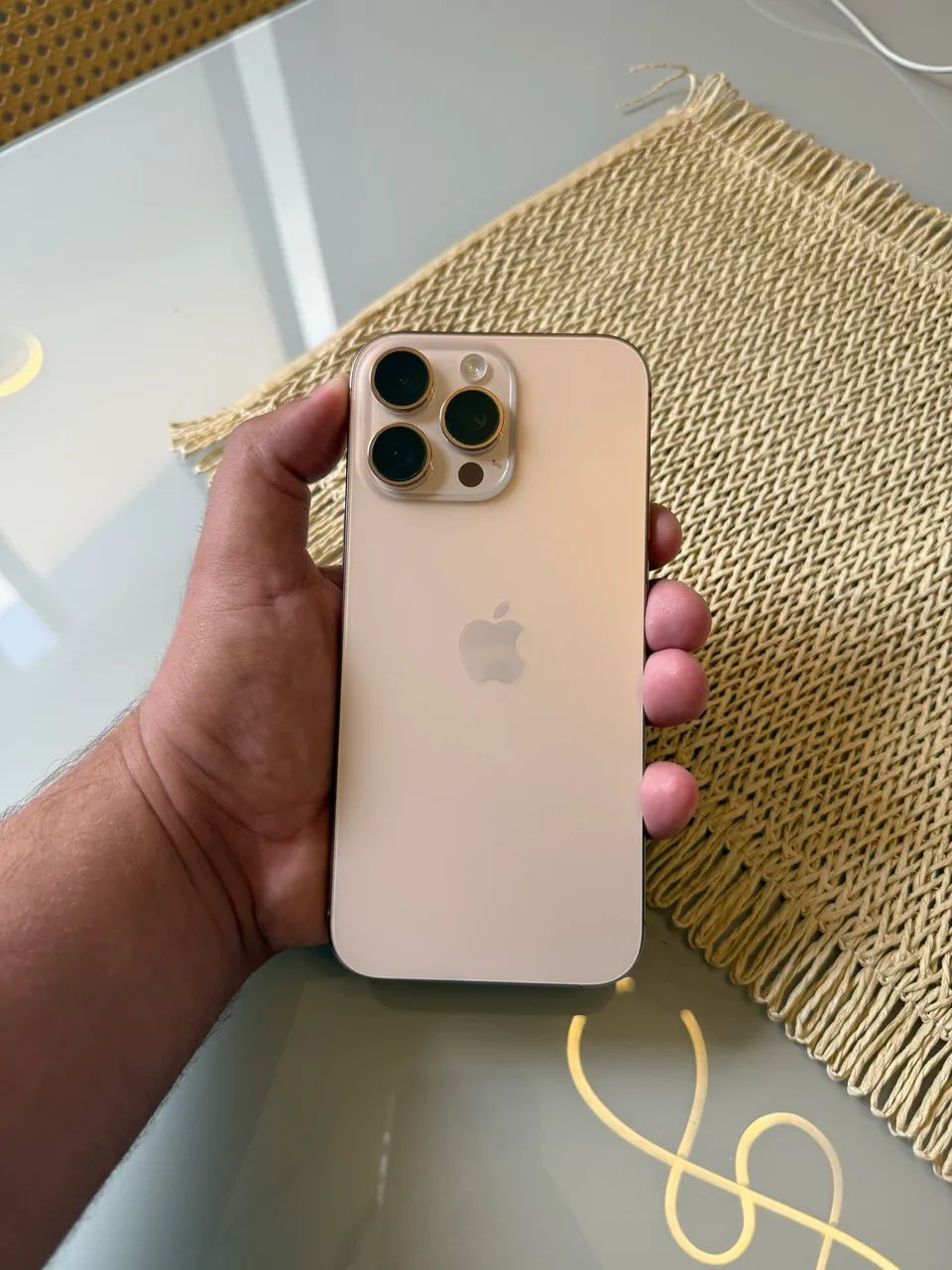 iPhone 16 pro max  - Foto 2