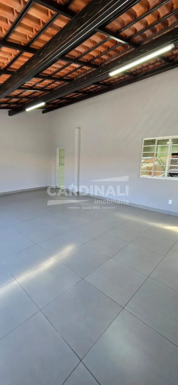 Casa com 2 dormitórios, lote com 160m² - Foto 2