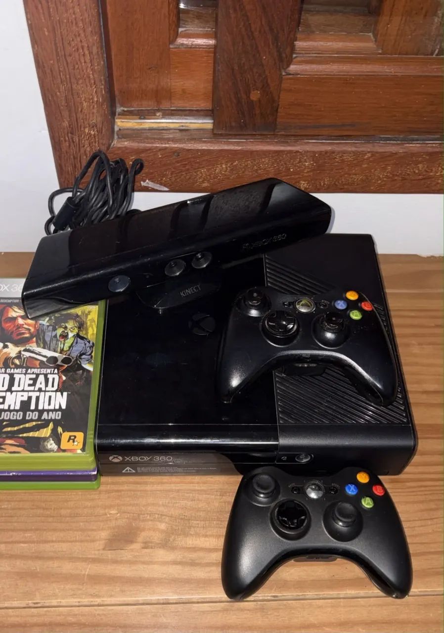 Xbox 360 E 500GB + Kinect + 2 Controles Originais - Foto 3