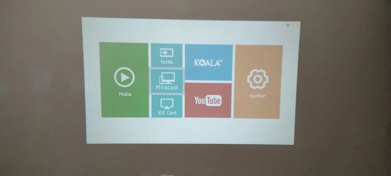 Projetor para celular e notebook  - Foto 4