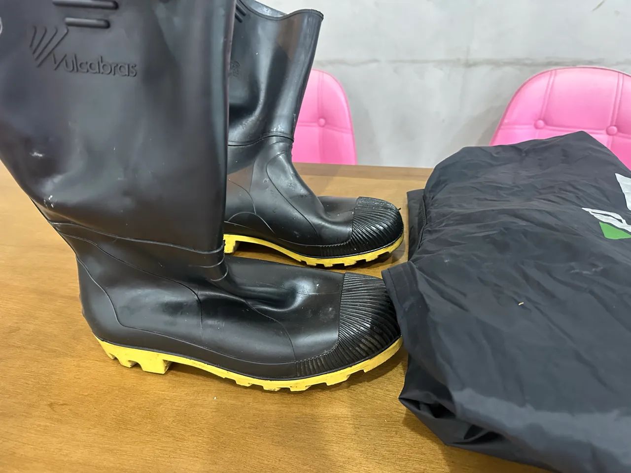 Capa de chuva para moto boy com bota( usada 2 vezes) - Foto 4