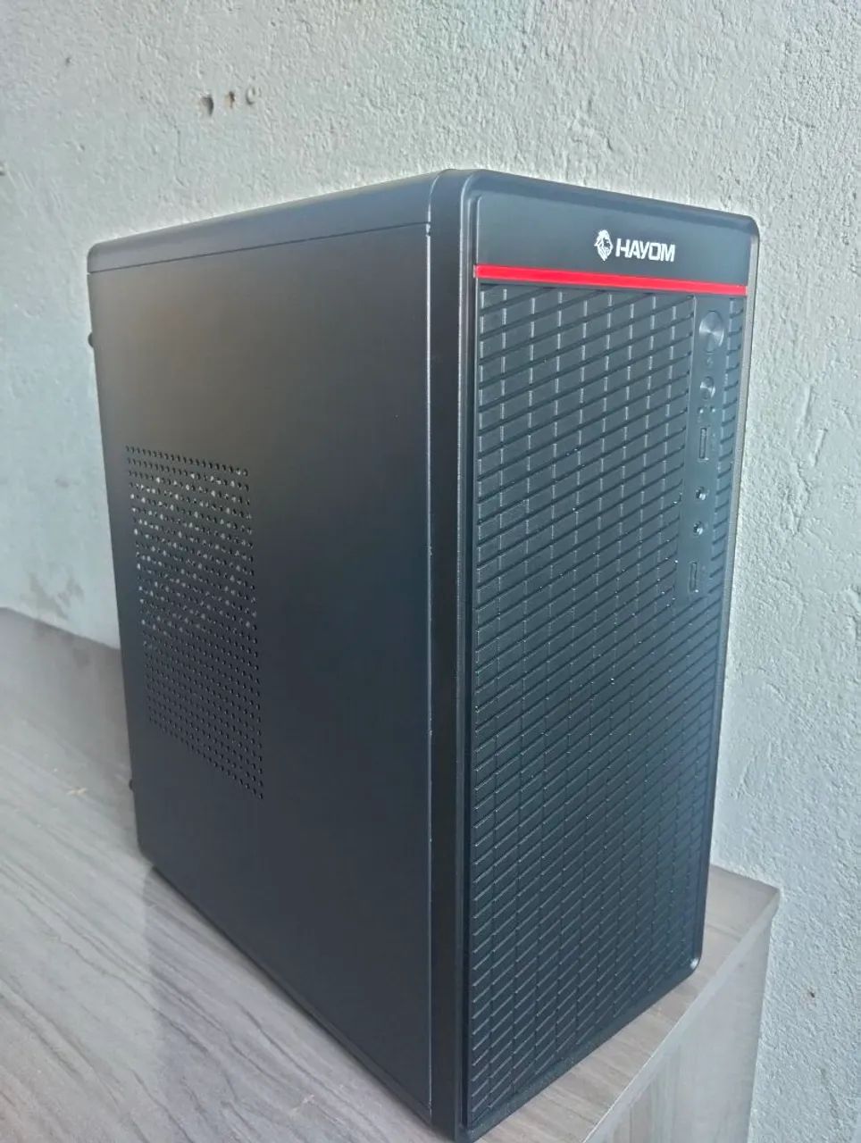 Computador para uso básico, com defeito 