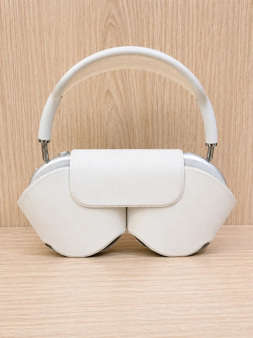 AIRPODS MAX - Branco/Prata | Semi Novo | Excelente Estado - Fones