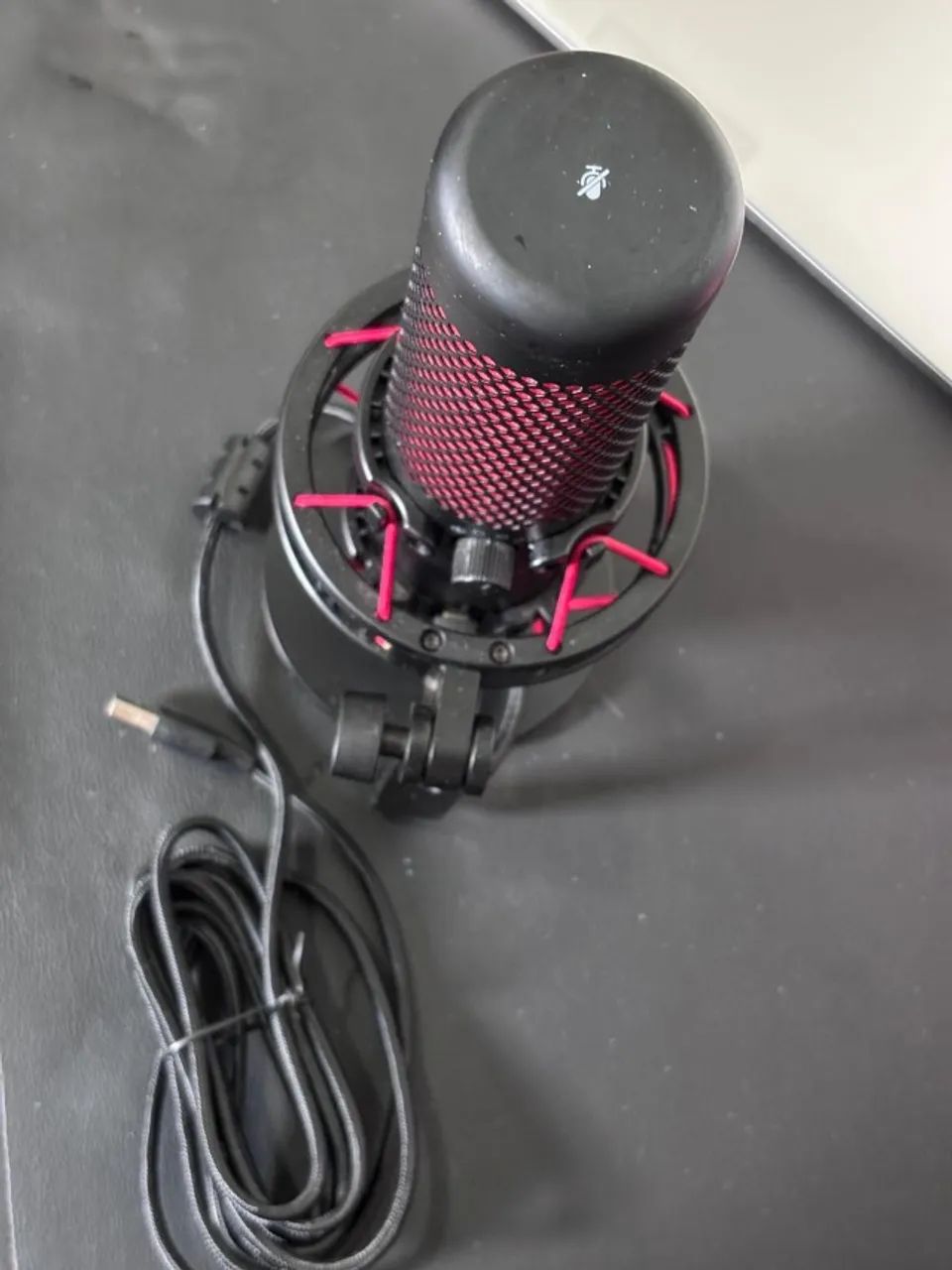 Microfone Quadcast HyperX USB415985761025402881