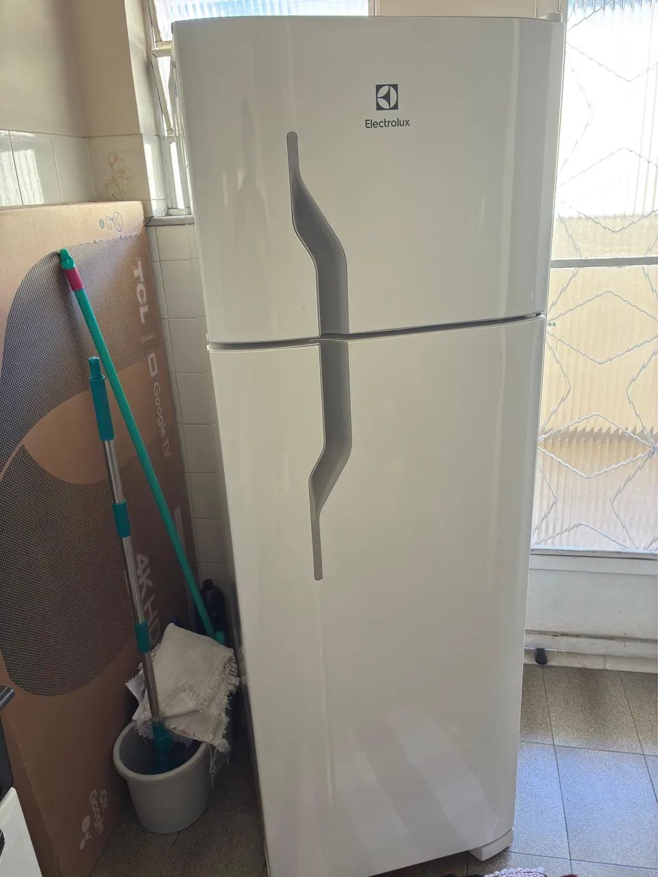 Geladeira Electrolux 260l - Foto 2