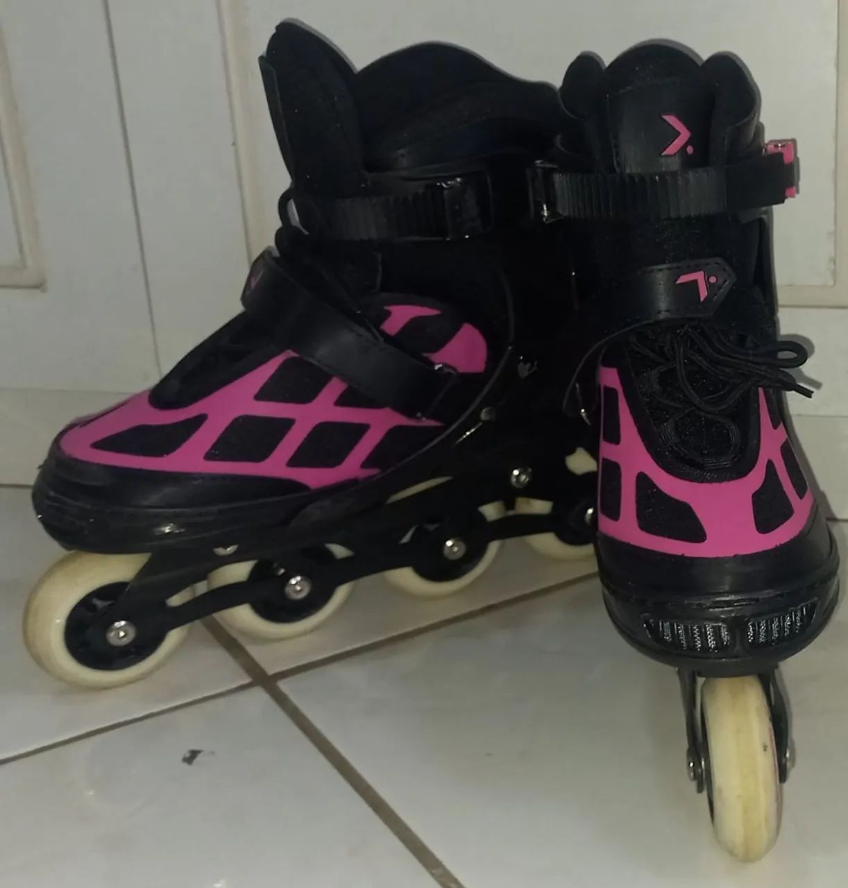 Patins Oxer Roller Inline ajustável do 33 ao 36 - Foto 2