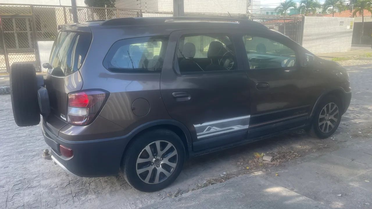 Chevrolet Spin SPIN ACTIV 1.8 8V Econo. Flex 5p Aut. 2016
