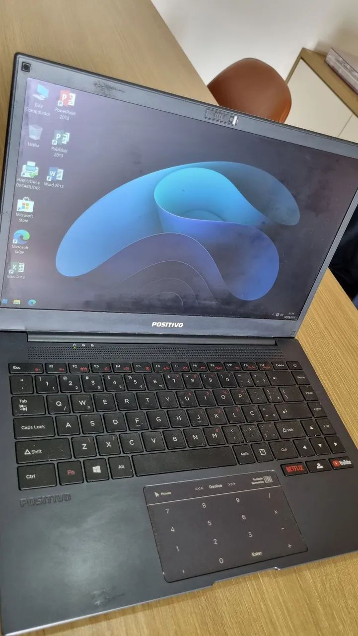 Notebook Positivo, ótimo para estudar