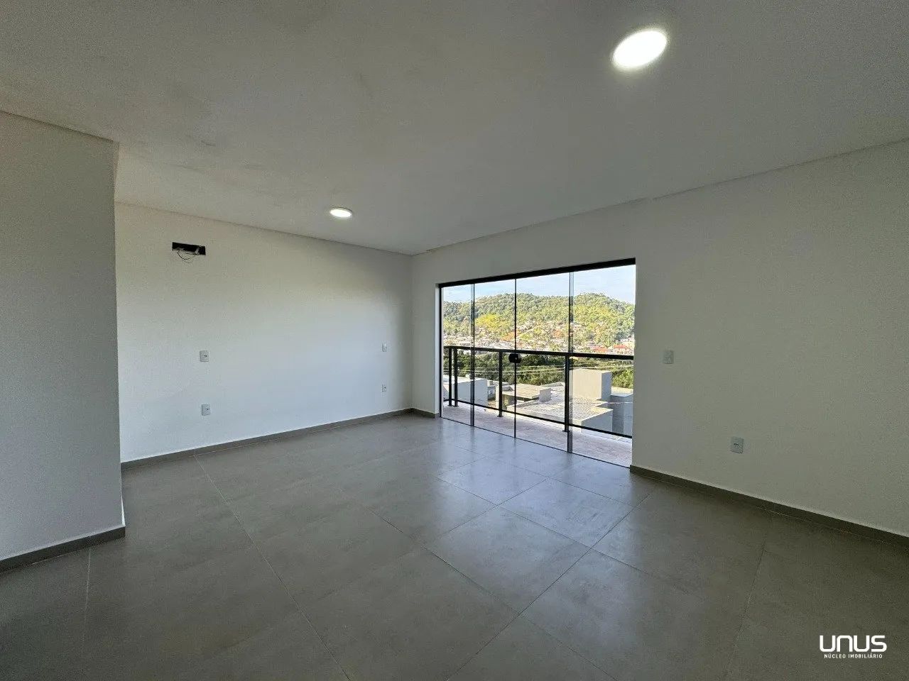 Casa em condomínio | Venda | Forquilhas - Foto 2