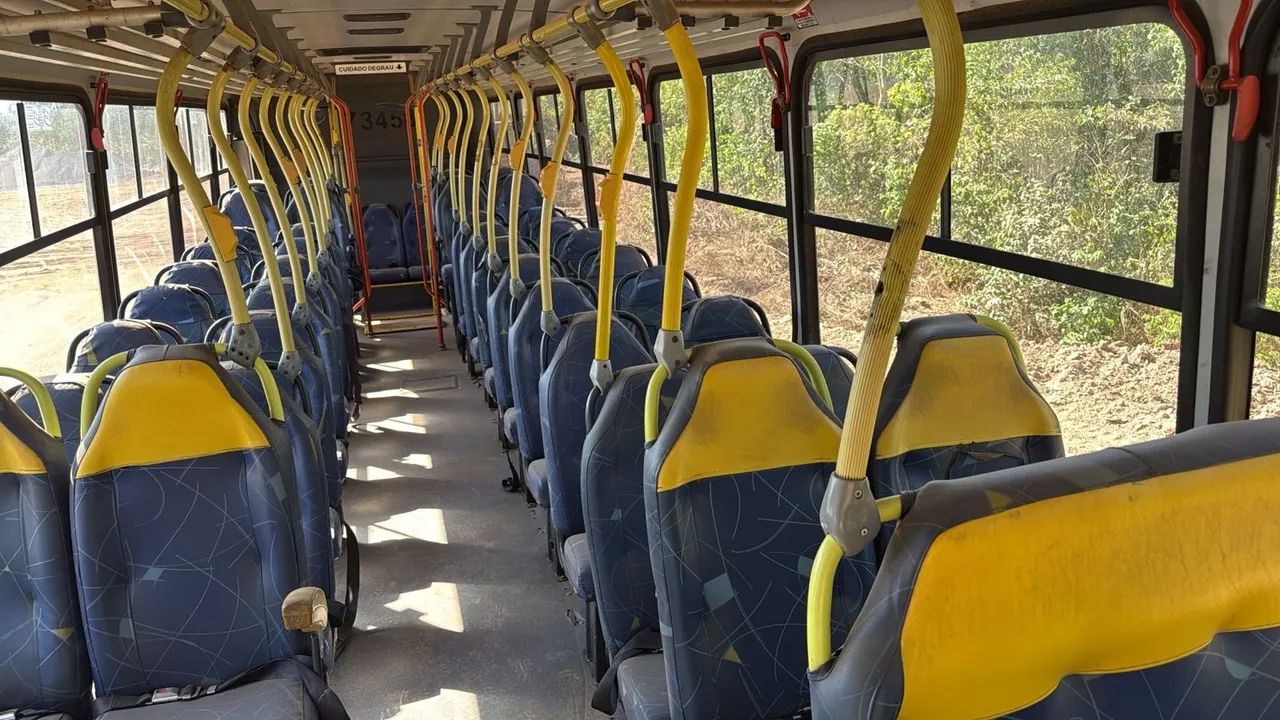 Vendo ônibus ww/mpolo torino u  2009 valor 95.000,00 - Foto 8