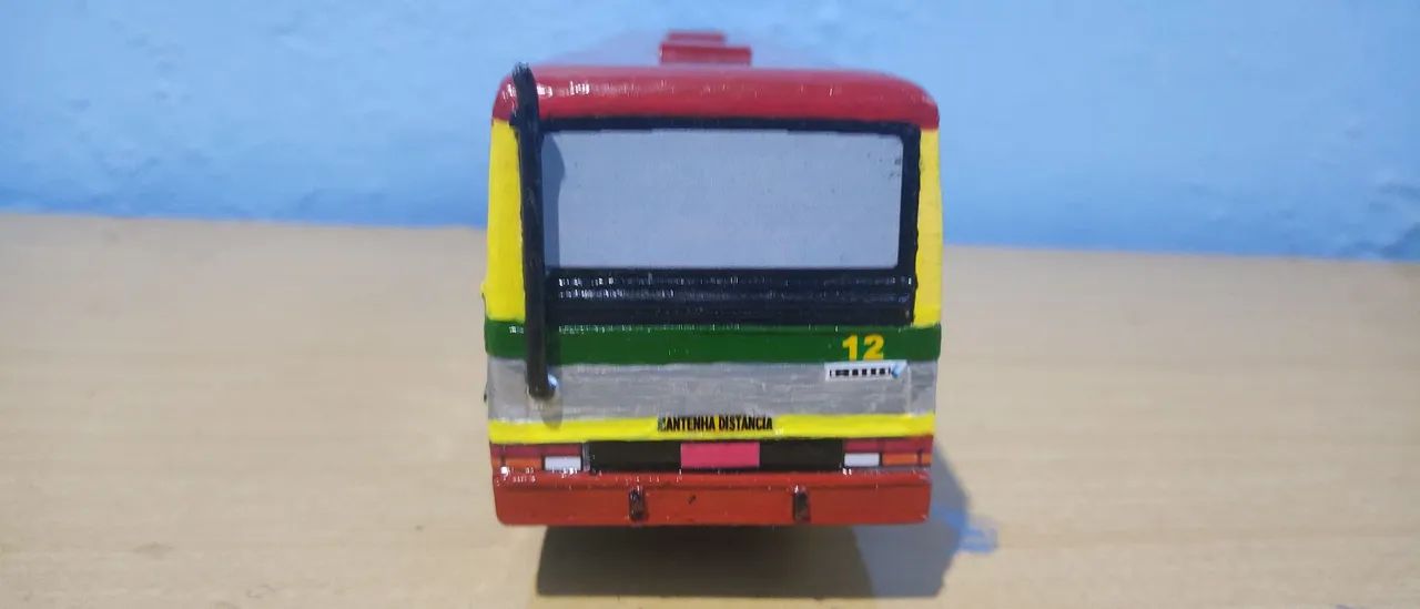 Miniatura Ônibus Caio Vitória ( Resina )... 1/43 ( 25 cm ) - Foto 4