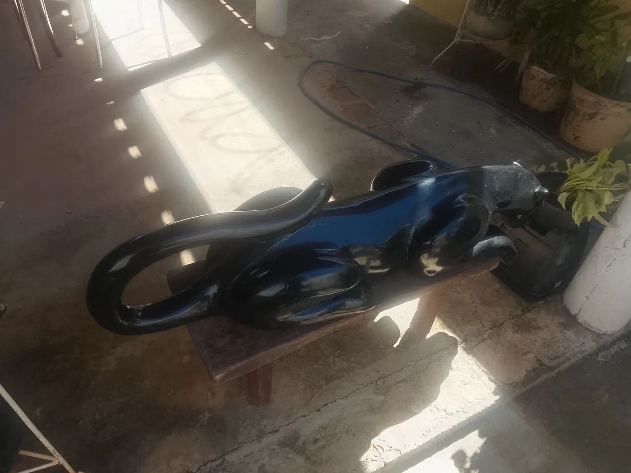 Vendo pantera negra de gesso  - Foto 2