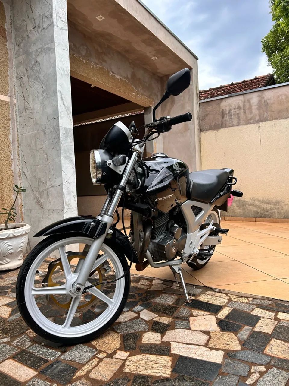 Honda CBX Twister 250 cc - Foto 4