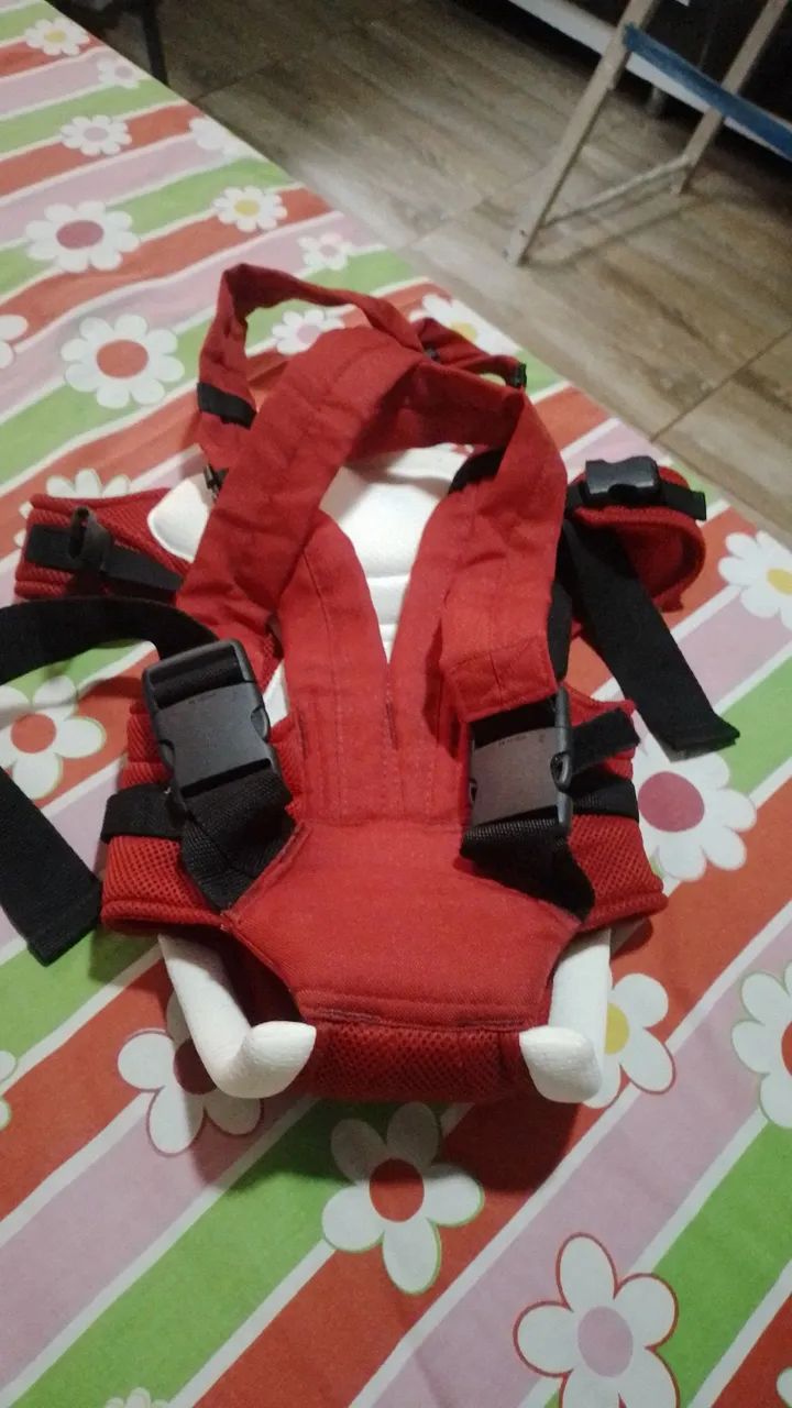 Canguru de passeio ergonômico chicco 9kg - Foto 2