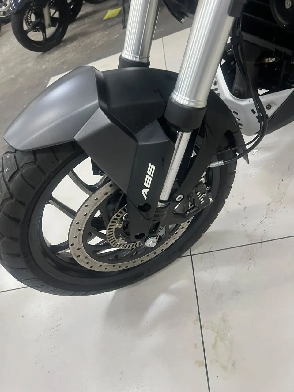 BAJAJ DOMINAR 400 - Foto 5