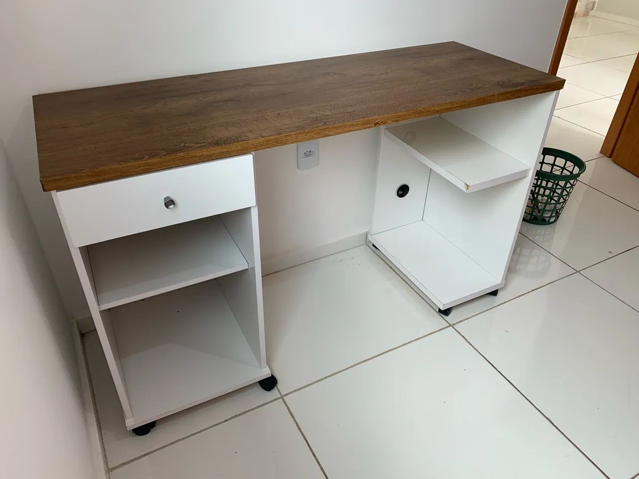 Escrivaninha  - Foto 2