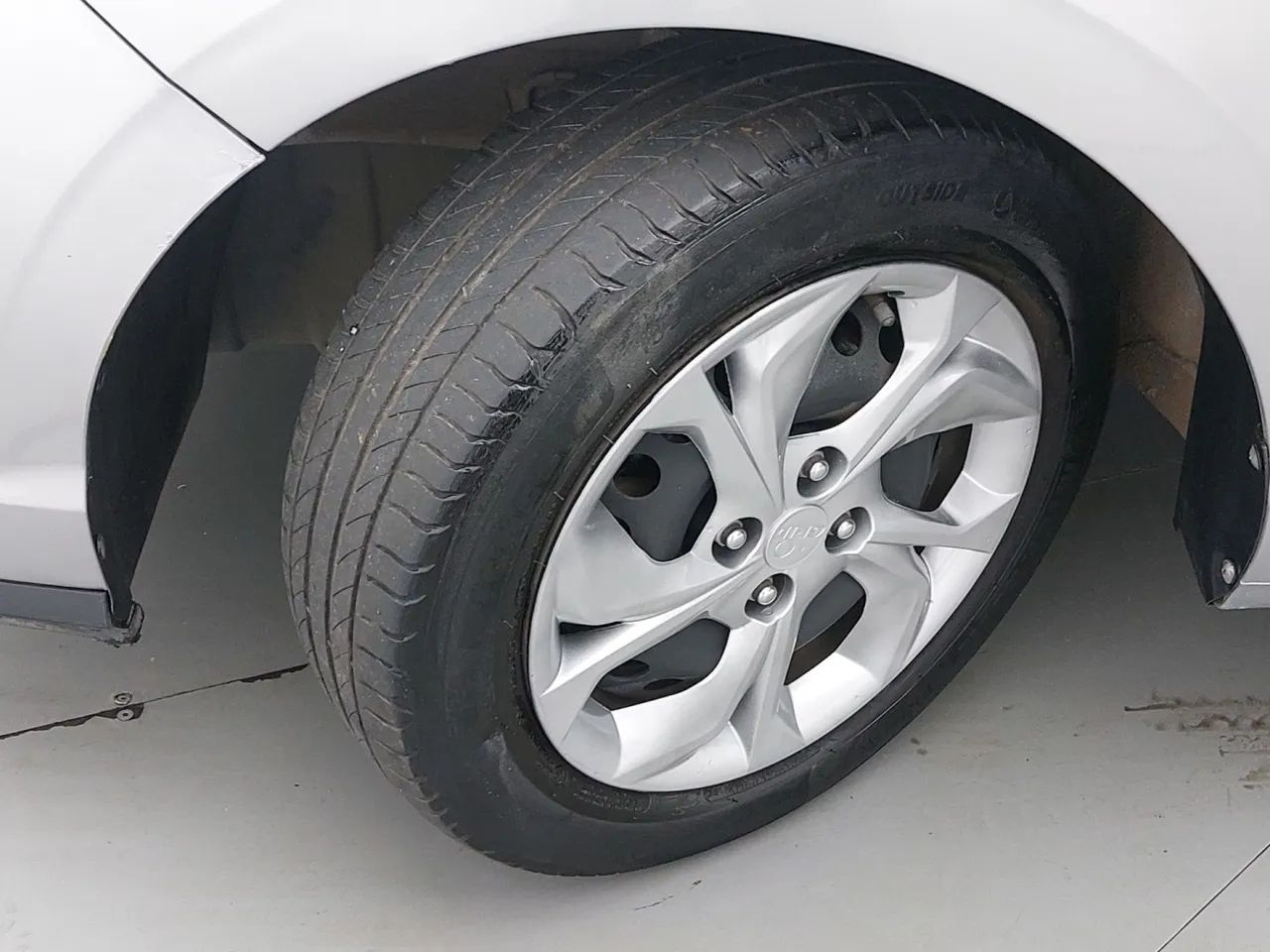 Hyundai HB20S Comfort Plus 1.0 TB Flex 12V Mec., foto 11 de 18