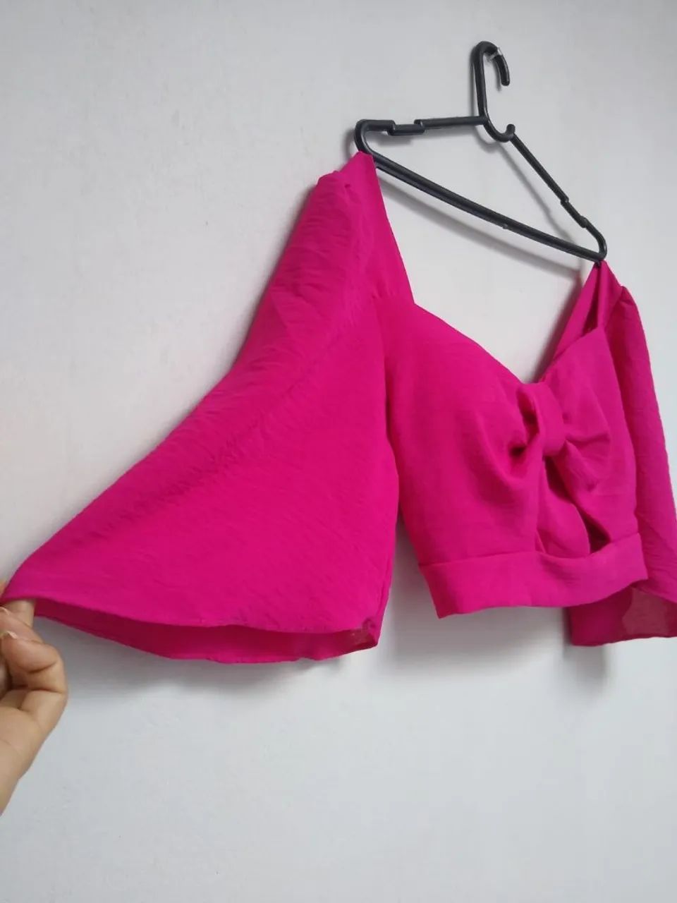 Cropped semi novo (veste 40 ao 42) - Foto 2