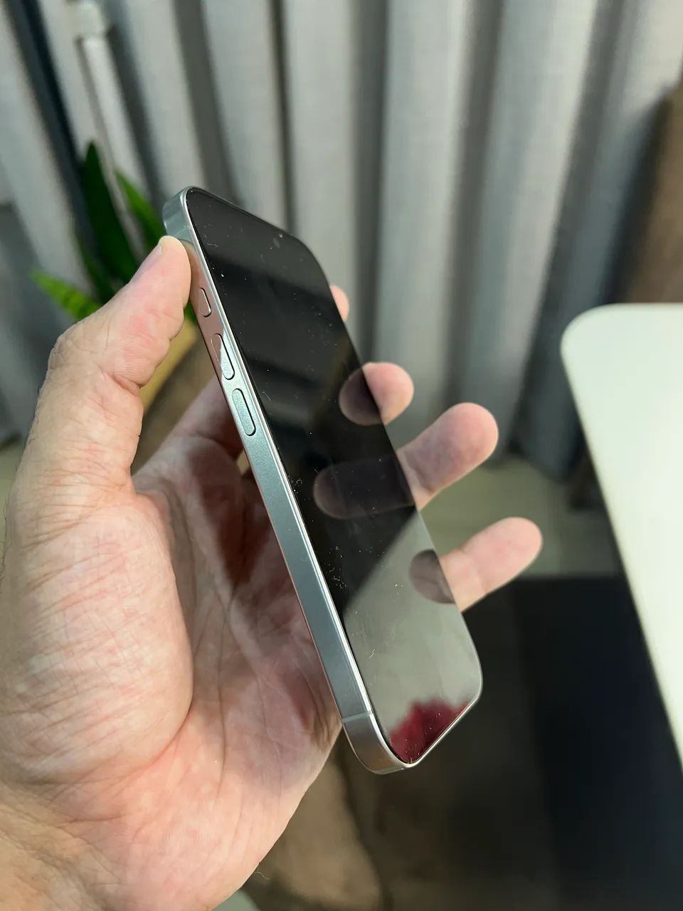 iPhone 16 Pro - Natural Titanium (128 GB) - Foto 2