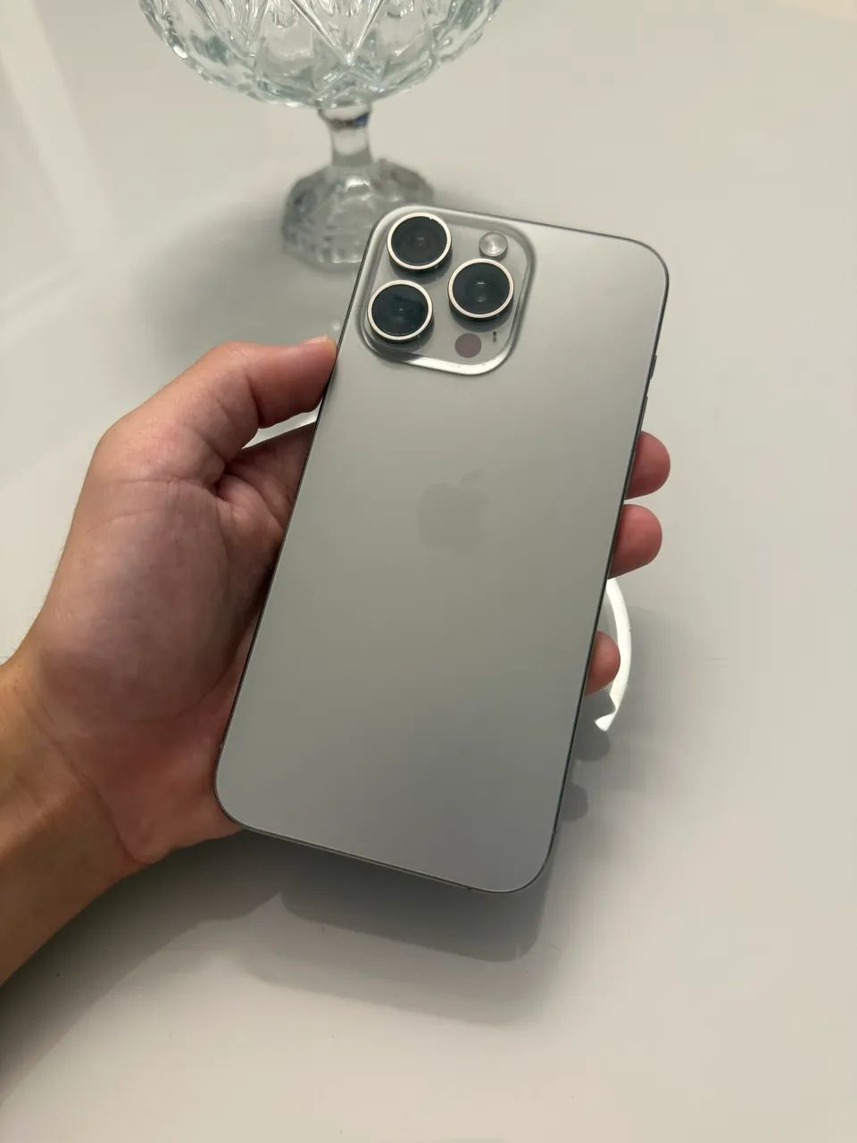 iPhone 15 Pro Max 256GB スペースグレー 本体 iPhone 15 Pro Max 256gb Space Grey - Celulares e Smartphones
